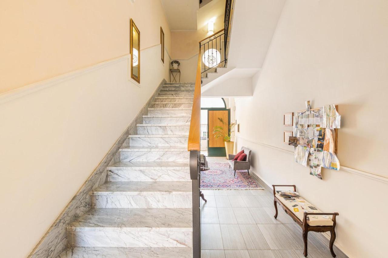 Dimora Le Tre Muse Guesthouse Lecce Eksteriør billede
