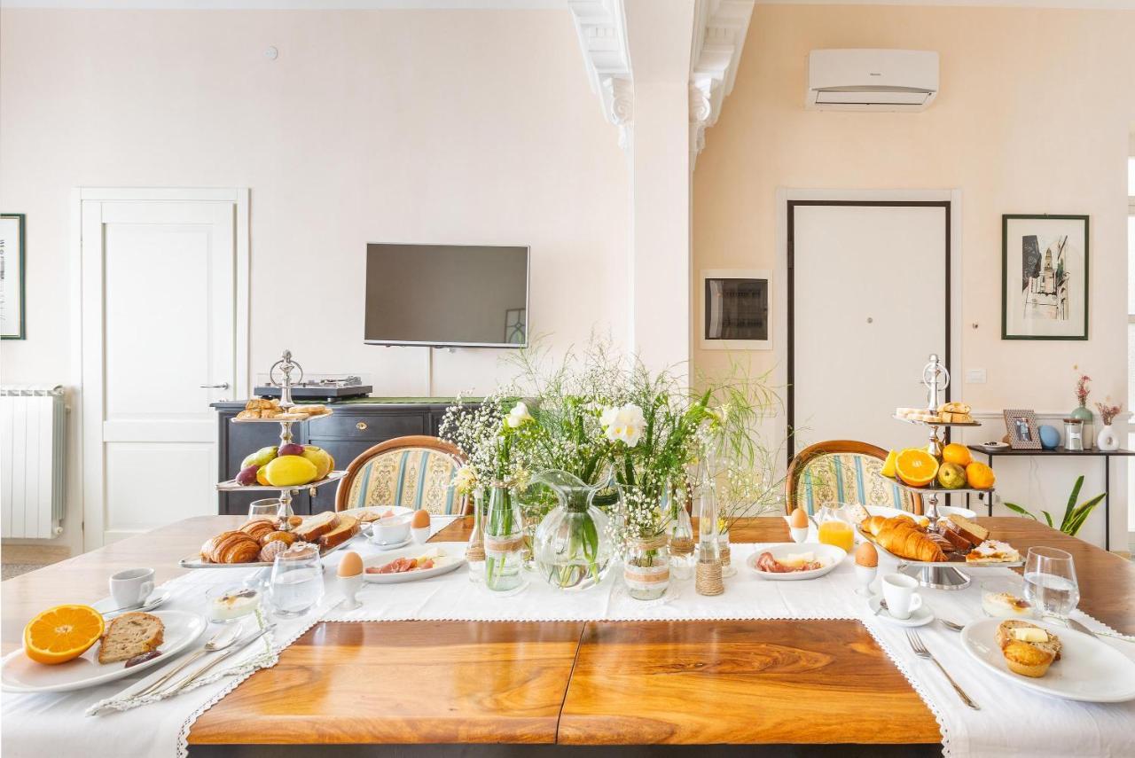 Dimora Le Tre Muse Guesthouse Lecce Eksteriør billede