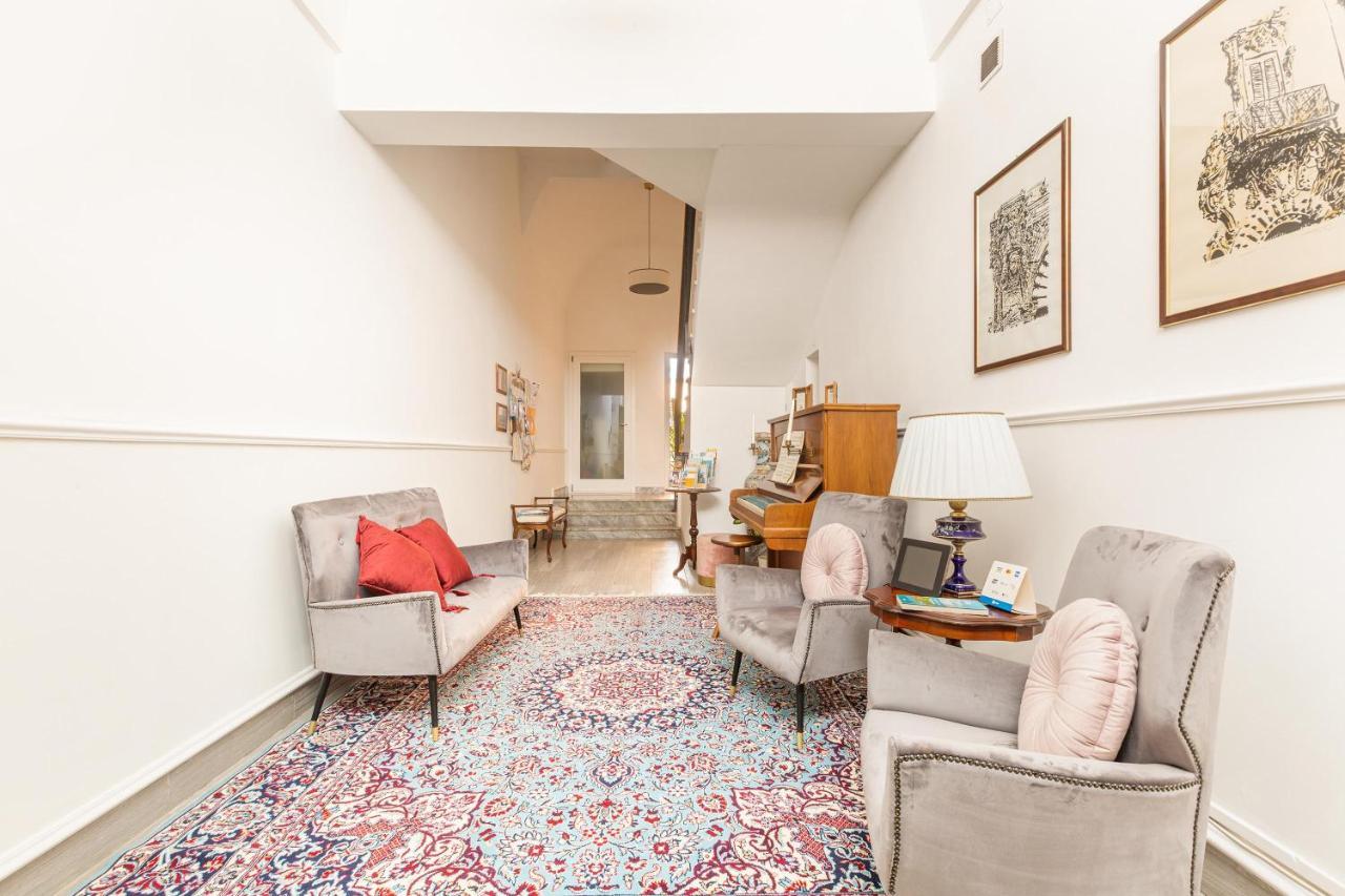 Dimora Le Tre Muse Guesthouse Lecce Eksteriør billede