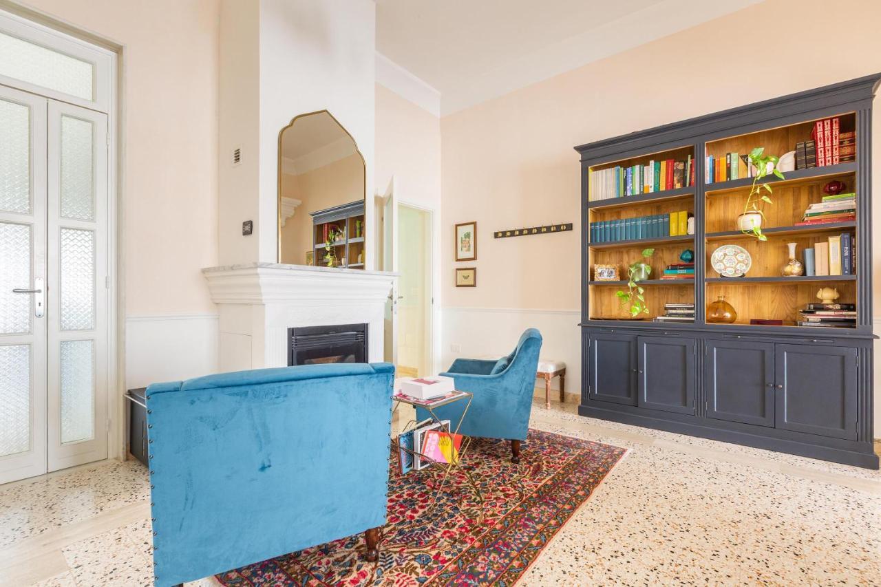 Dimora Le Tre Muse Guesthouse Lecce Eksteriør billede