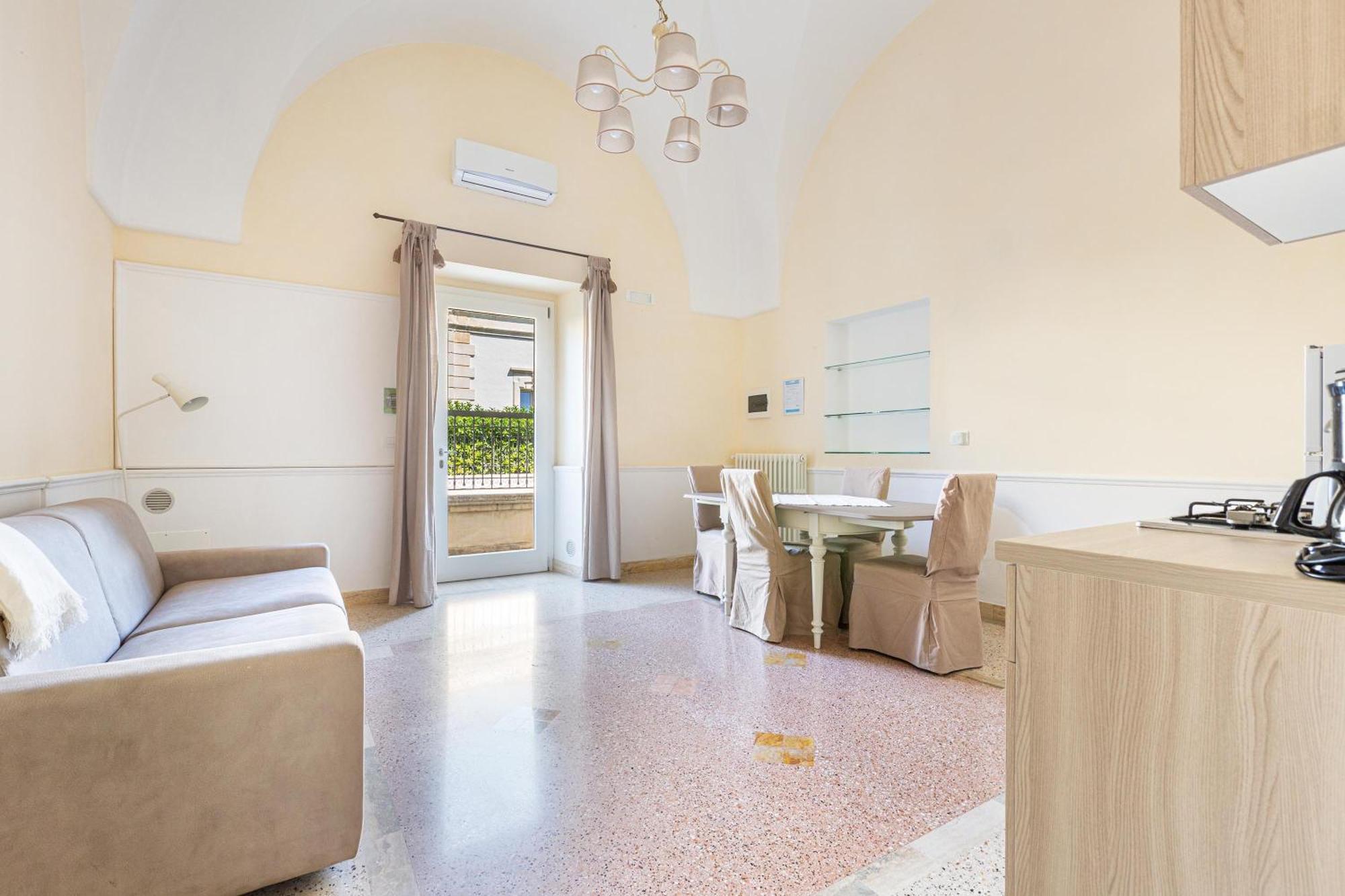 Dimora Le Tre Muse Guesthouse Lecce Eksteriør billede