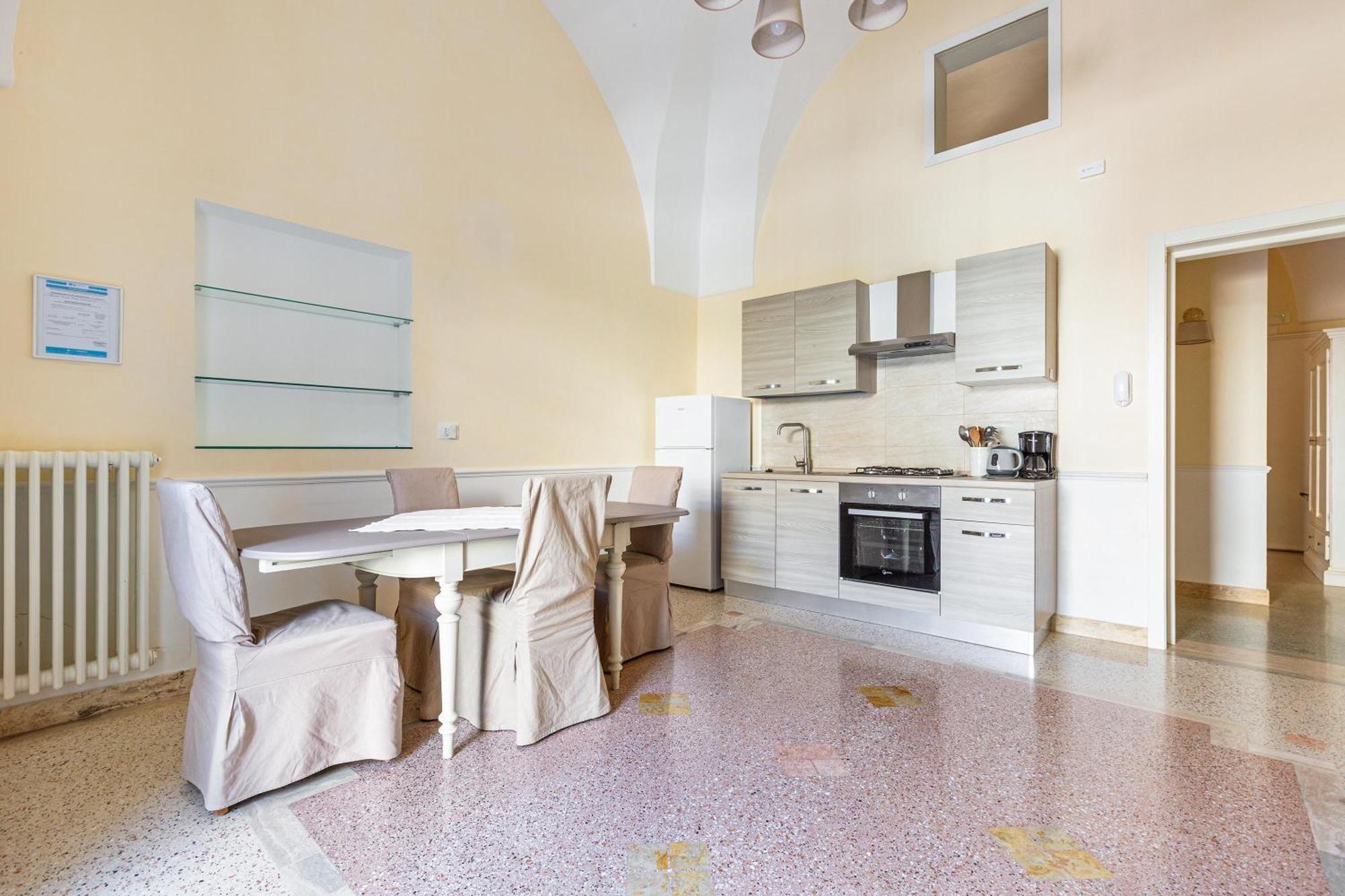 Dimora Le Tre Muse Guesthouse Lecce Eksteriør billede